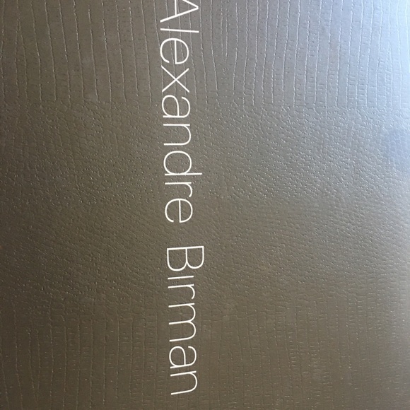 Heels - Picture 6 of 6